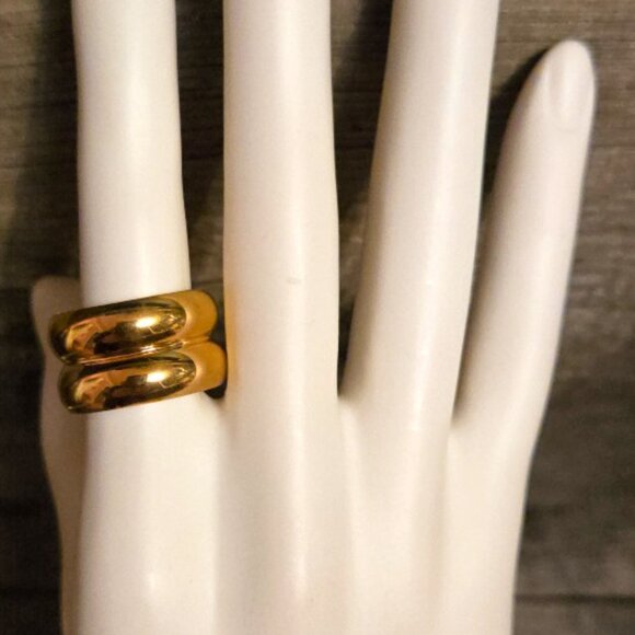 NWOT Gold Double Ring - Picture 6 of 7
